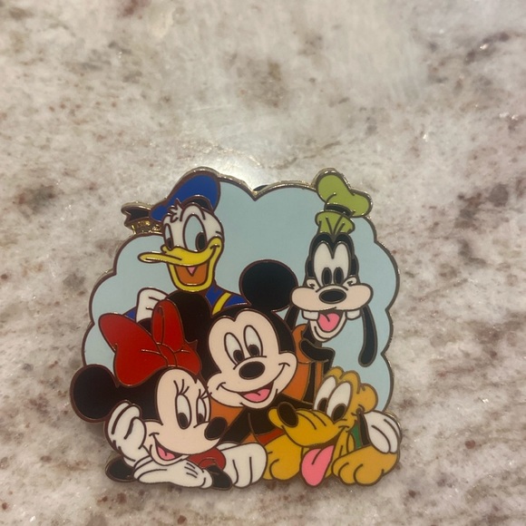Disney Fab 5 pin. Collectible. On back says pin trading 2008 Disney China. - Picture 2 of 4